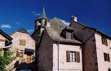 Maisons du village de Lassouts